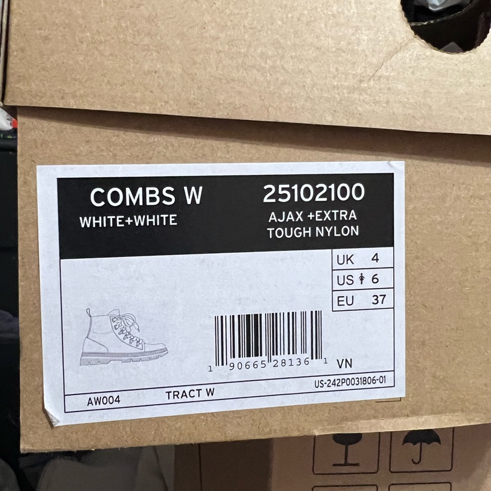 White Doc - Picture 5 of 5